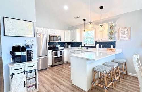 Colington Cottage | Somewhere On A Beach Private Pool Hot Tub Game Room Fire Pit