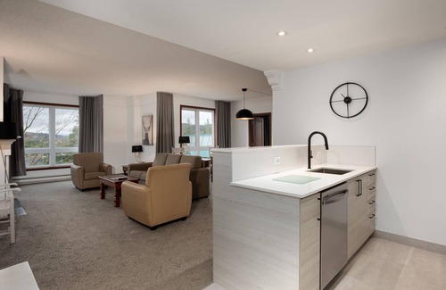 Mont-Tremblant Pedestrian Village Apartment | Sommet des Neiges