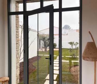 La Couarde-sur-Mer House | Somptueuse villa 9 chambres et sa piscine privé - 100 m de la plage