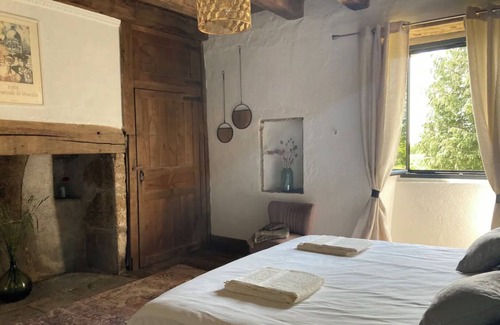Latronquiere Villa | Somptueuse Villa du 18ème Siècle Avec Piscine et Jacuzzi