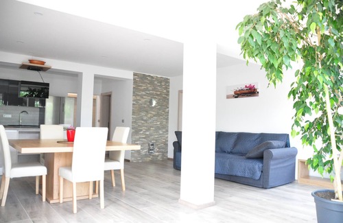 Izola Apartment | Sončna pot 14, Izola, 6310