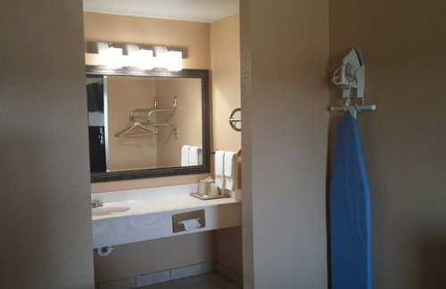 Dilley Hotel | Sona Inn Dilley