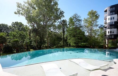 Washington Ave./ Memorial Park Apartment | Sonder at Bayou on the Bend
