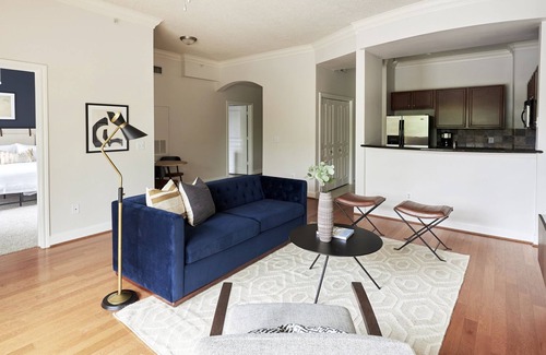 Washington Ave./ Memorial Park Apartment | Sonder at Bayou on the Bend