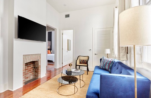 Faubourg Delachaise Apartment | Sonder at Delachaise Row | Two-Bedroom Apartment
