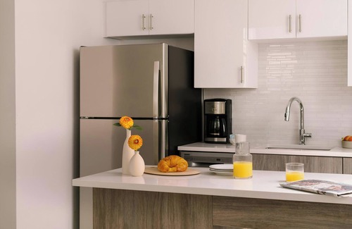 Midtown Village Apartment | Sonder by Marriott Bonvoy The Witherspoon Apartments Center City