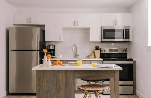 Midtown Village Apartment | Sonder by Marriott Bonvoy The Witherspoon Apartments Center City