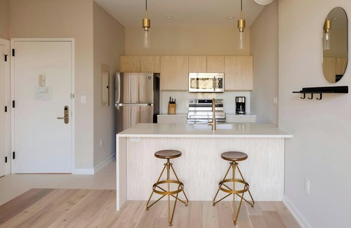 Old City Apartment | Sonder by Marriott Bonvoy The Edison Apartments Old City