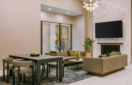 Midtown Village Apartment | Sonder by Marriott Bonvoy The Witherspoon Apartments Center City