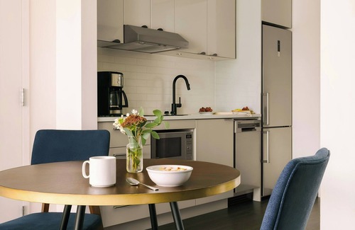 West End Apartment | Sonder by Marriott Bonvoy Revival Apartments English Bay