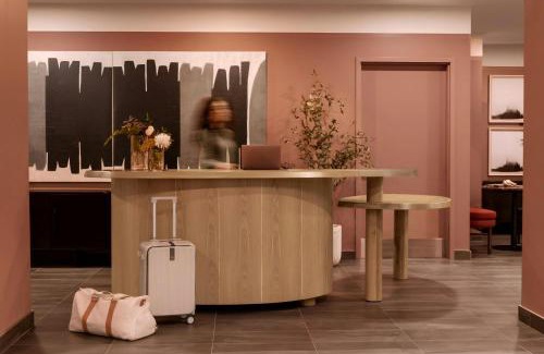 Byward Market - Parliament Hill Apartment | Sonder by Marriott Bonvoy Arlo Apartments Downtown