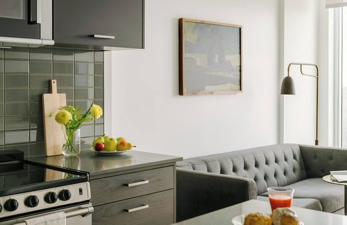 Little Portugal Hotel | Sonder by Marriott Bonvoy Artesa Apartments West Queen West