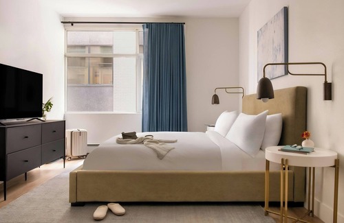 Byward Market - Parliament Hill Hotel | Sonder by Marriott Bonvoy Rideau Apartments Downtown