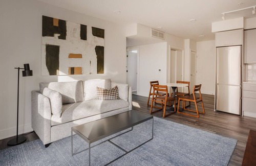 Navy Yard Apartment | Sonder Europa | Two-Bedroom Apartment