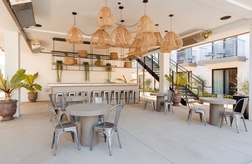 Inglewood Apartment | Sonder Lüm | Double Bunk Room w/ Balcony