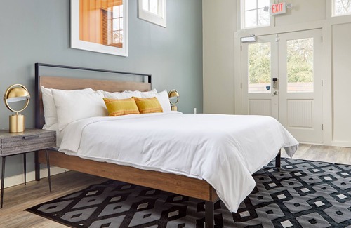 Bywater Apartment | Sonder Piety House