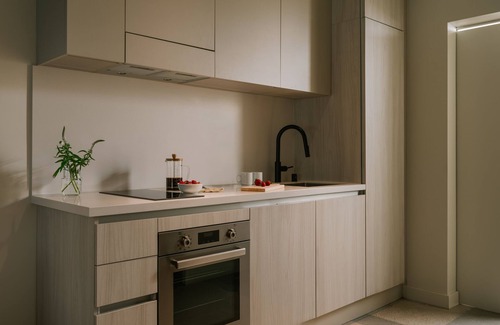 Historic Core Apartment | Sonder The Craftsman | Queen Studio