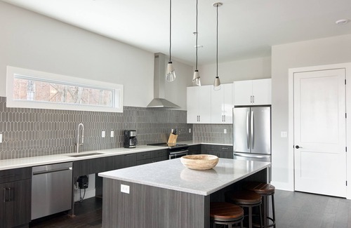 Chestnut Hill Apartment | Sonder The Retreat | Superior Three-Bedroom Apartment w/Rooftop