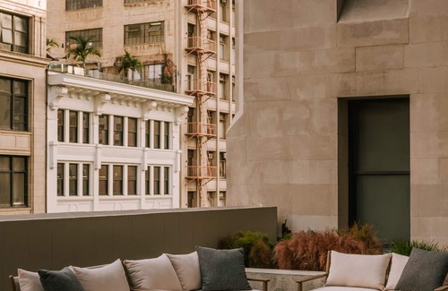 Downtown Los Angeles Apartment | Sonder The Winfield | Superior One-Bedroom Apartment