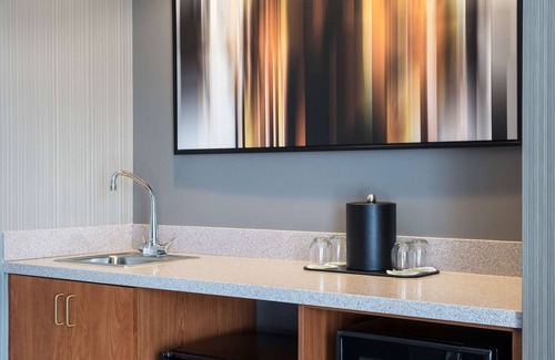 Emeryville Hotel | Sonesta Emeryville - San Francisco Bay Bridge