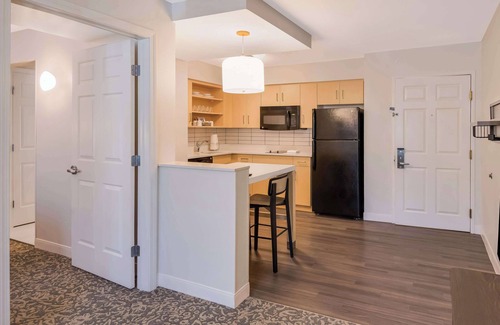 Andover Hotel | Sonesta ES Suites Andover Boston