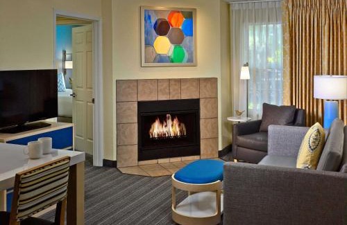 Sharonville Hotel | Sonesta ES Suites Cincinnati - Sharonville East
