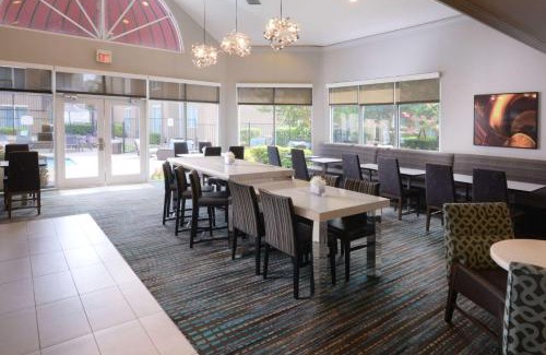 Dallas Hotel | Sonesta ES Suites Dallas Medical Market Center