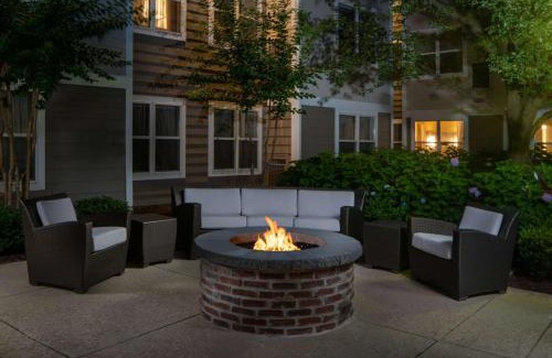 Fairfax Hotel | Sonesta ES Suites Fairfax Fair Lakes