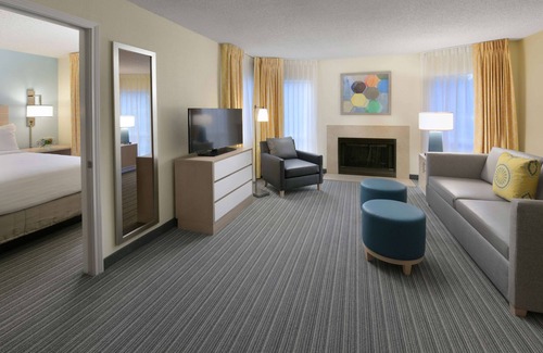 Houston Hotel | Sonesta ES Suites Houston - NASA Clear Lake