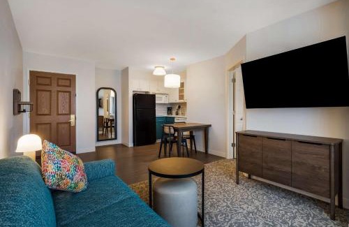 Vancouver Hotel | Sonesta ES Suites Portland Vancouver 41st Street