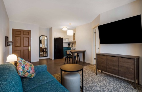 Sorrento Valley Hotel | Sonesta ES Suites San Diego - Sorrento Mesa