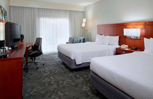 Waldron Hotel | Sonesta Select Kansas City Airport Tiffany Springs