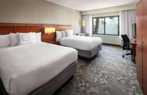 Laguna Hills Hotel | Sonesta Select Laguna Hills Irvine Spectrum