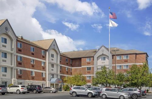 Burlington Hotel | Sonesta Simply Suites Boston Burlington