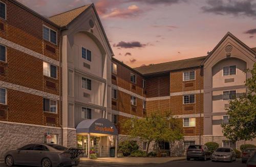Burlington Hotel | Sonesta Simply Suites Boston Burlington