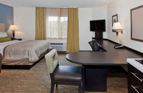 Newell Hotel | Sonesta Simply Suites Charlotte University