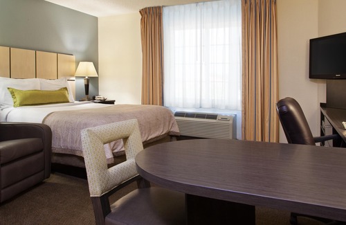 Newell Hotel | Sonesta Simply Suites Charlotte University