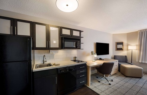 Exchange Place North Hotel | Sonesta Simply Suites Jersey City