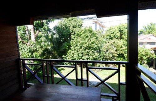Thakhek Hotel | Song Lao Guesthouse