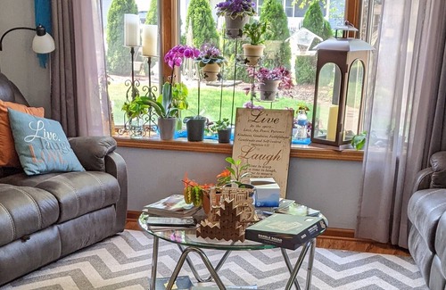 Shipshewana Bed & Breakfast | Songbird Haven #4 @ Miriam's Bed n Breakfast