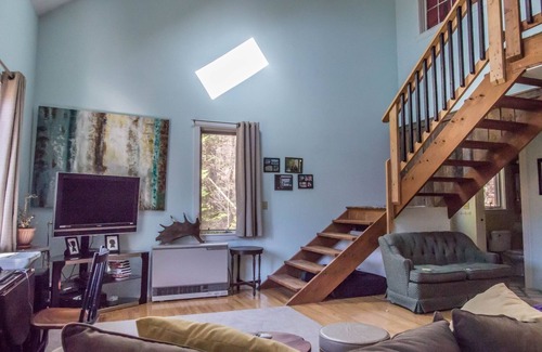 Bethel House | Songo Loft - Old Farmhouse