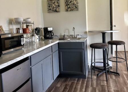 Aberdeen House | Sonia's Guest Suite in Montesano-Gateway to Olympic National Park