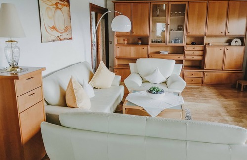 Vordergalgenberg Apartment | Sonnenberg vacation apartment with panoramic view