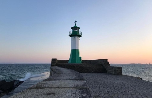 Sassnitz Apartment | Sonnige Souterrain-Ferienwohnung