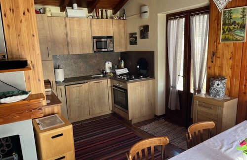 Montemezzo Cabin | Sonniges Rustico in den Bergen am Comer See