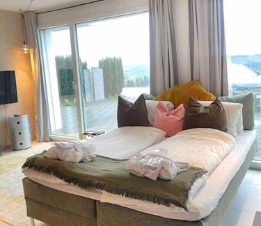 Ufhusen Apartment | Sonniges und stylisches Loft mit toller Aussicht
