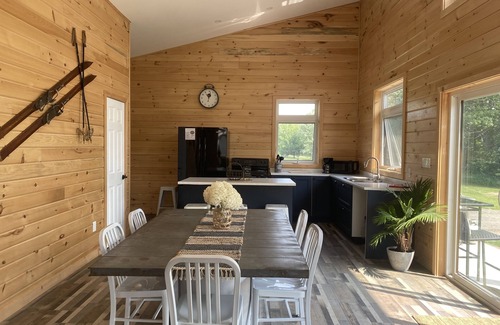 Otonabee-South Monaghan Cottage | Sonny’s on the shore of Rice Lake.
