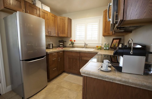 Santa Rosa Cottage | Sonoma Rosso: Poolside Luxury for 2