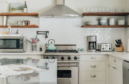 Sonoma House | Sonoma Vineyard Retreat Private House & Guesthouse w/Gourmet Kitchen & Views