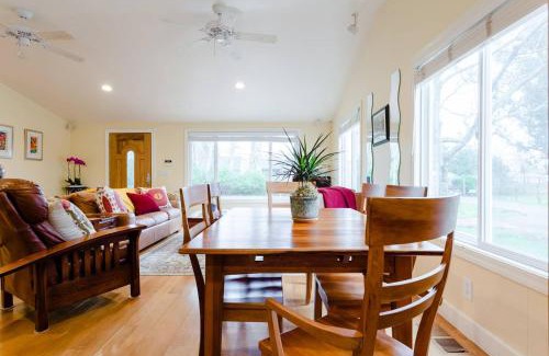 Sonoma House | Sonoma Wine Country Bungalow